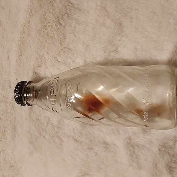 PEPSI-COLA 10FL. OZ BOTTLE - Picture 2 of 5